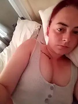 HannahJ98 from StripChat is Freechat