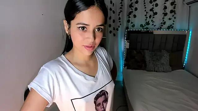 HannaSexyy from StripChat is Freechat