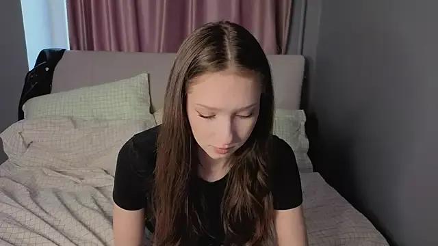 HarrietBulmer from StripChat