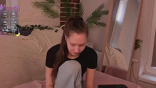 HarrietBulmer from StripChat