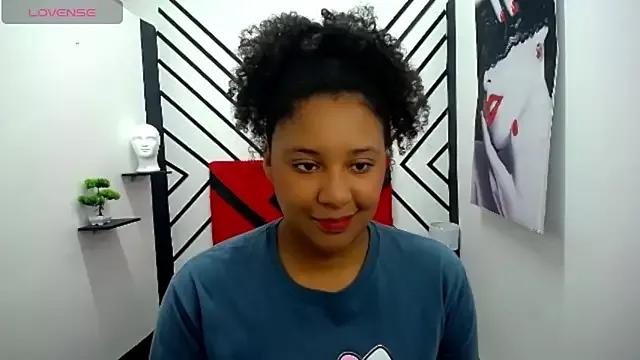 Heidy_Rioss from StripChat is Freechat