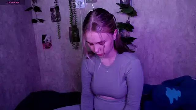 Helen_drims from StripChat