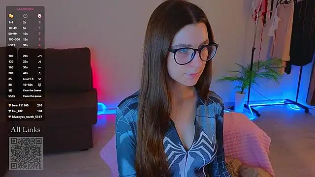 Helen_Mann from StripChat