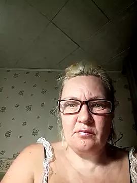 HelenaGlossX from StripChat
