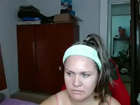helenca43 from StripChat