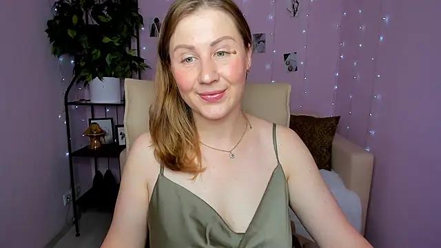 Helens_love from StripChat