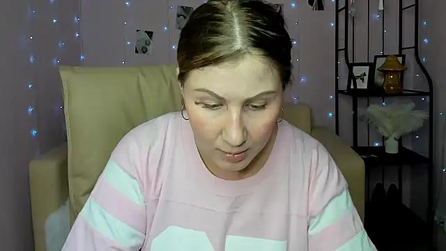 Helens_love from StripChat