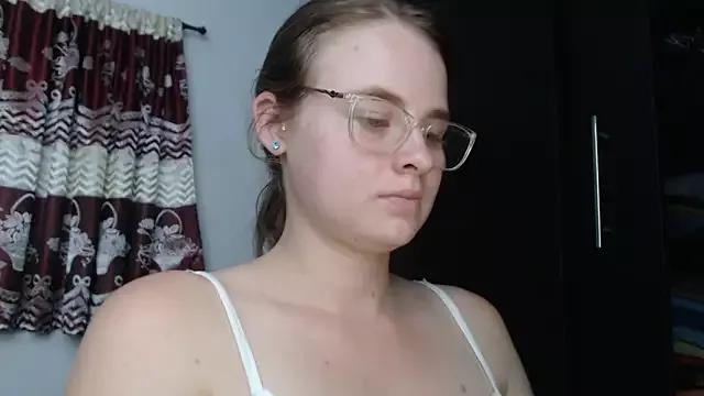 HellenMiyer1111 from StripChat