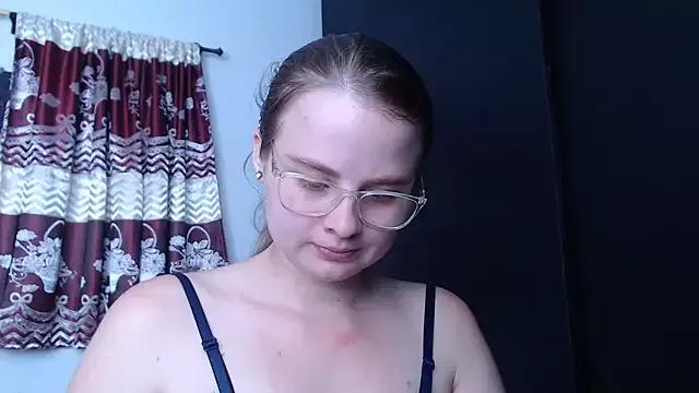 HellenMiyer1111 from StripChat