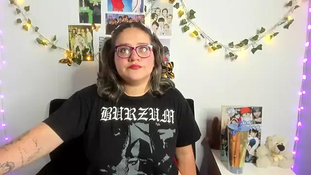 Hellenn_rose from StripChat is Freechat