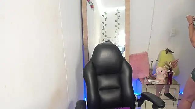 hellensexy from StripChat