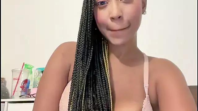 hentai_angel from StripChat is Freechat