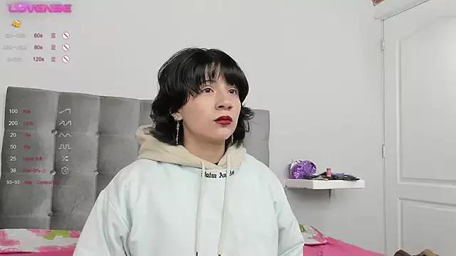 hey_noraly from StripChat is Freechat