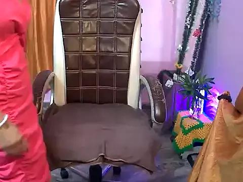heyy_kiran from StripChat is Freechat