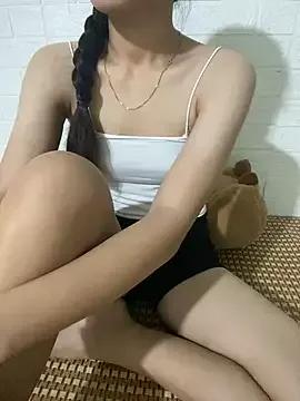 hhoangthien2602td from StripChat
