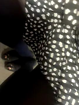HiddenHoneyLDN from StripChat is Freechat