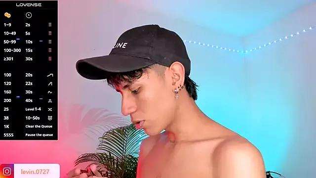 HIKALEV from StripChat is Freechat
