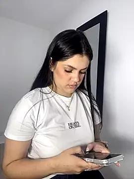Hillskim1 from StripChat is Freechat