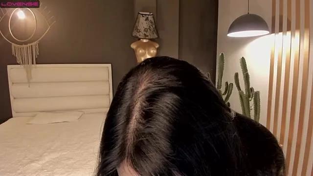 HinnataWolf from StripChat