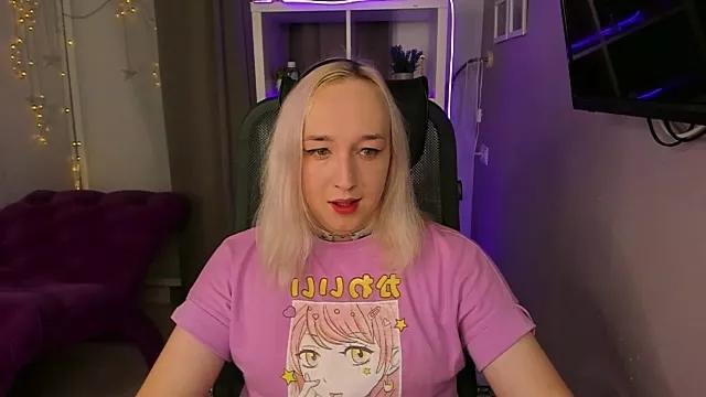 Holly_Hole from StripChat