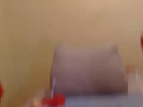 HoneyBee04 from StripChat is Freechat