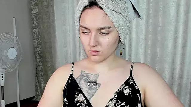 Hoot_owl_cb from StripChat
