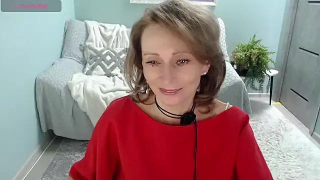 Photos of HornyMilf_777 from StripChat is Freechat