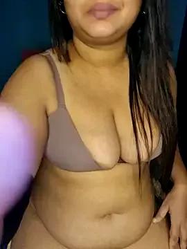 Hornyparii from StripChat is Freechat