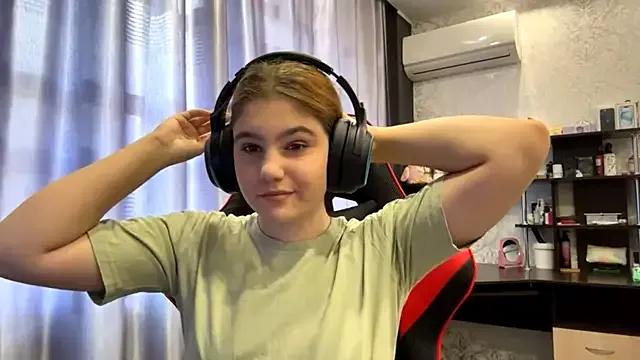 Horycory from StripChat is Freechat