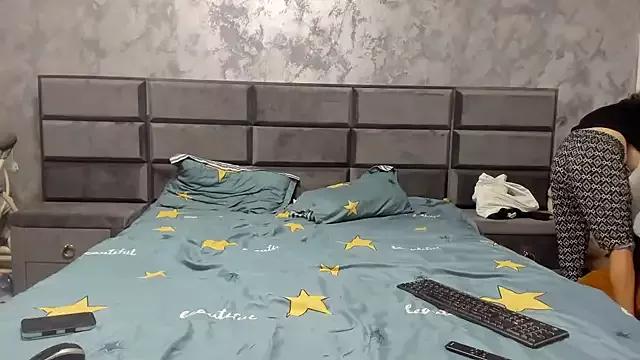 Hottalicia2 from StripChat