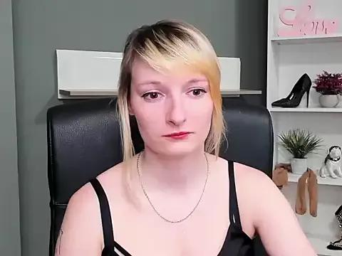 hottieBlair from StripChat