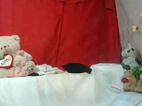 hottieperla from StripChat