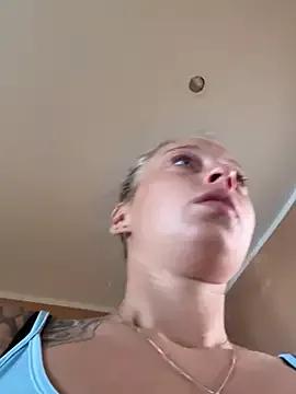 Hr_Fru_Olsen from StripChat is Freechat