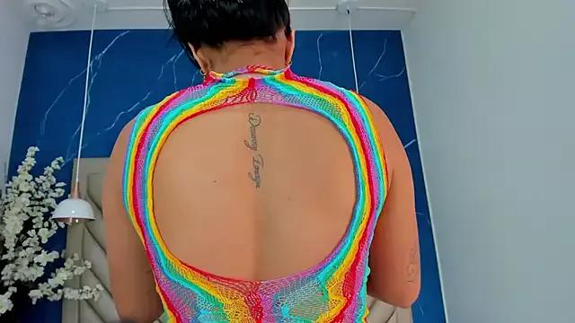 Girls: try live performances with matured performers, from dancing to quirks, in a variety of beautiful sex cams.