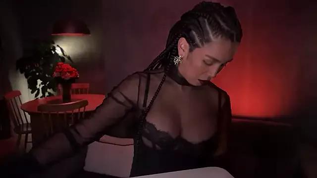 illaroom from StripChat