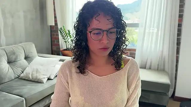 illaroom from StripChat