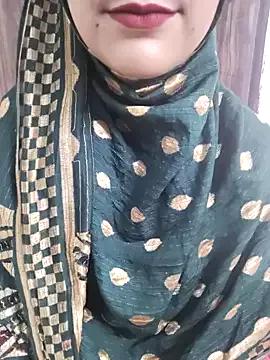 Indian-Aleena from StripChat is Freechat