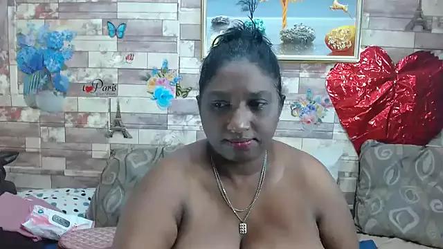 Indian_tracy from StripChat