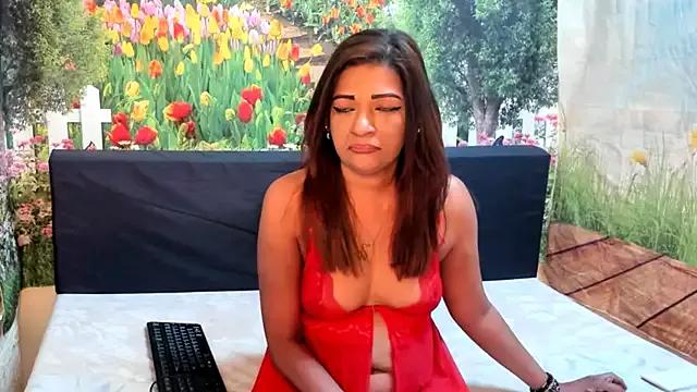 indianaqua from StripChat is Freechat