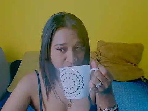 indianbabygirl03 from StripChat