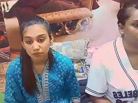 IndianPrettySmile from StripChat