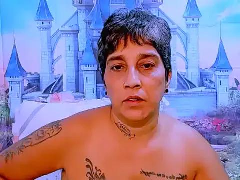 indianroxy from StripChat