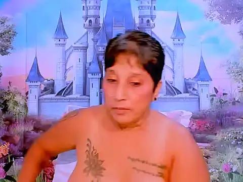 indianroxy from StripChat