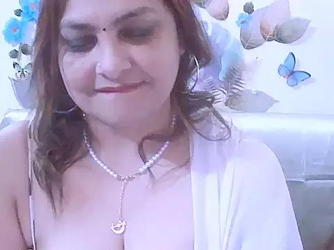 Indiansweetness77 from StripChat