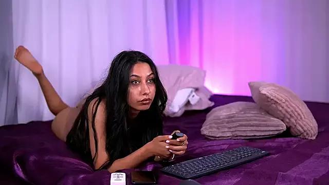 InnocentD3vil from StripChat