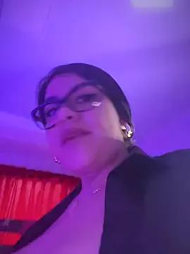 Insane_Issa webcams show profile image 