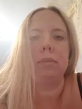 Irina3718 from StripChat
