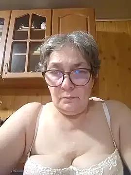 IrinaSweet54 from StripChat