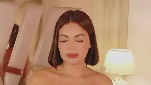IrinaVelvet from StripChat