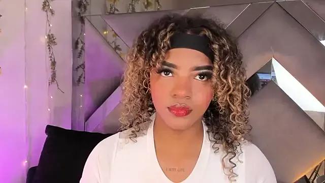 Iris_hott1 from StripChat